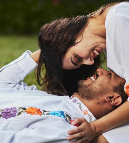 Parejas Desde $1900
